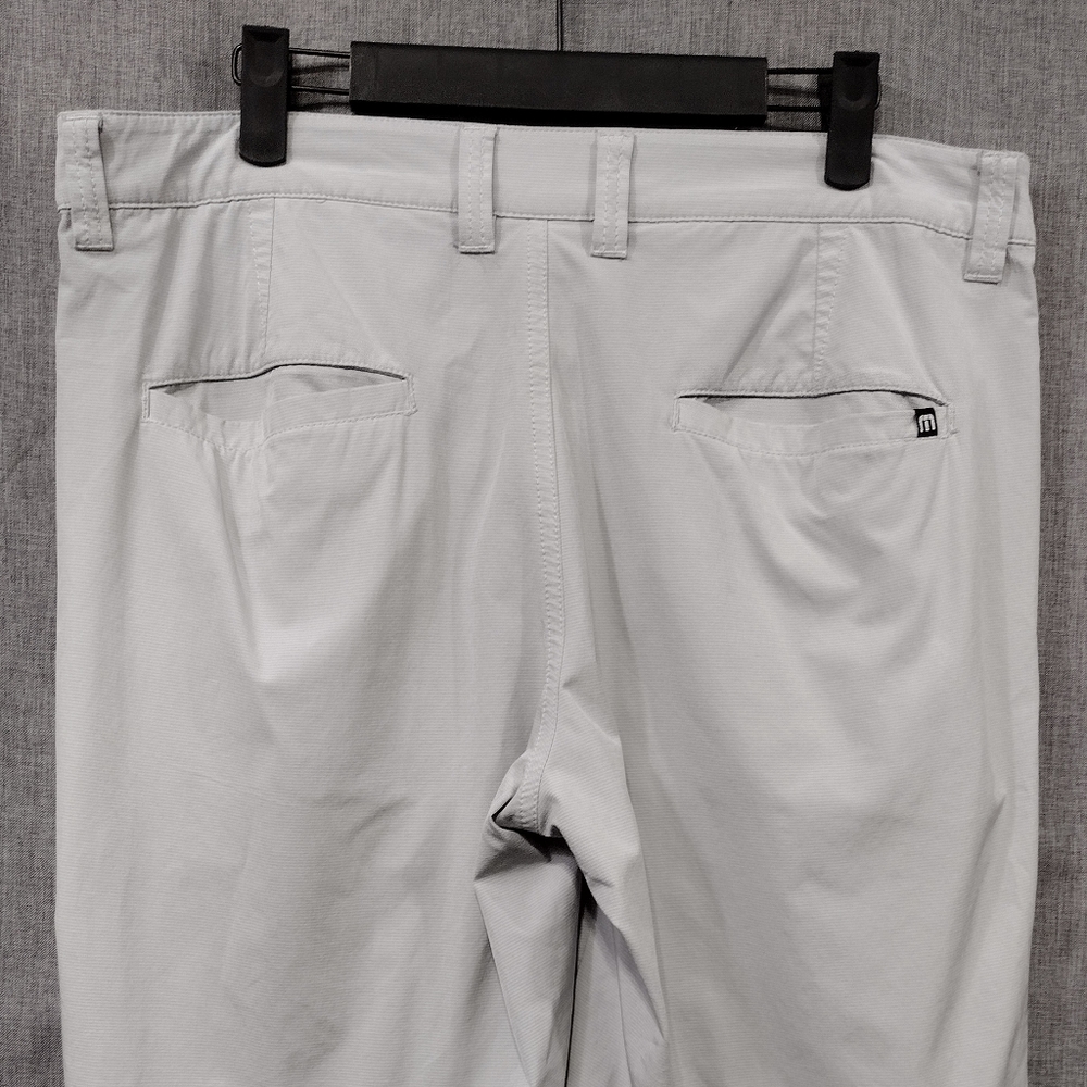 Travis Mathew Golf Shorts Mens 33 Gray Outdoor Sporty Casual Comfy - Picture 6 of 8